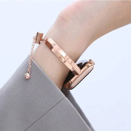 Slim Link Band: lujosa pulsera de acero inoxidable para el Apple Watch de mujer.