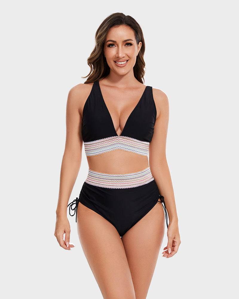 Elegantni shaping bikini – podrška i udobnost na vodi
