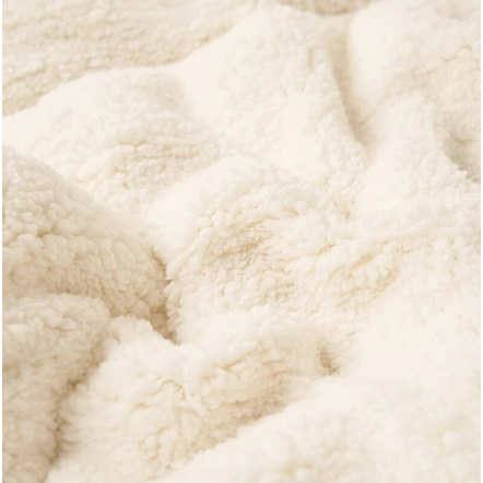 Kuscheldecke mit Sherpa-Fleece, wendbar und gesteppt