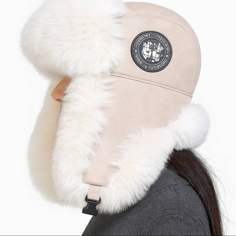 Wintermütze mit Ohrenklappen und Kunstfell