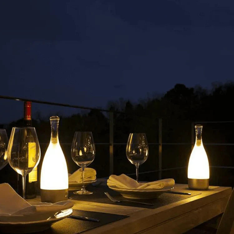 Linterna LED recargable con luz blanca cálida